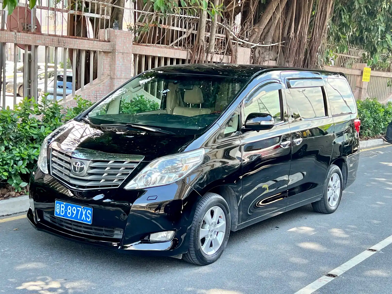 Аукционный лист TOYOTA ALPHARD 2011