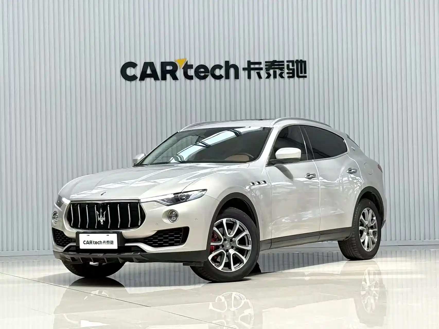 MASERATI LEVANTE 2016