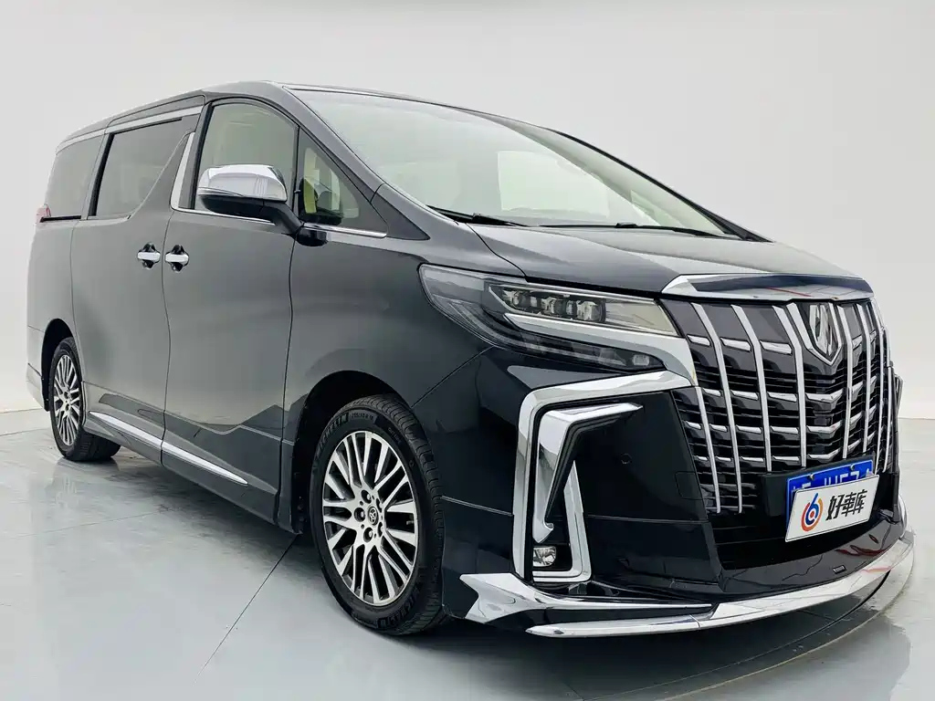 TOYOTA ALPHARD 2018