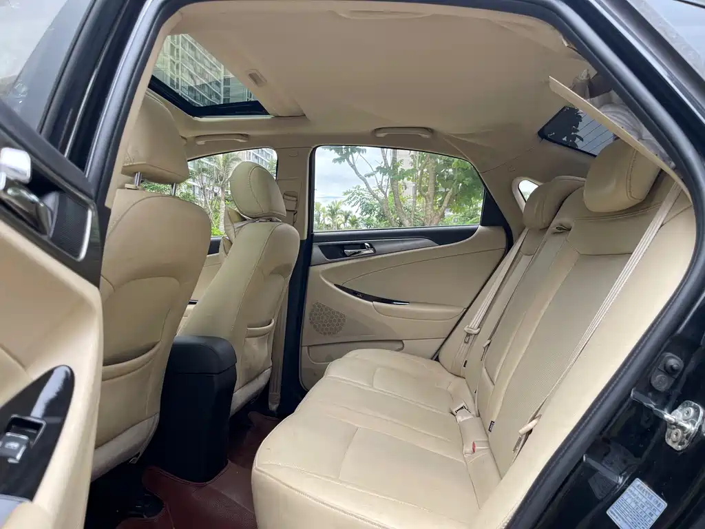 CHANGAN EADO 2016
