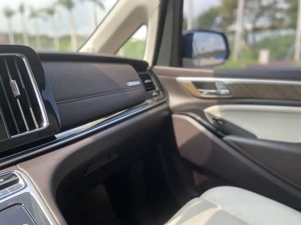 TRUMPCHI M8 2022