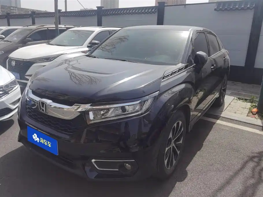HONDA AVANCIER 2019