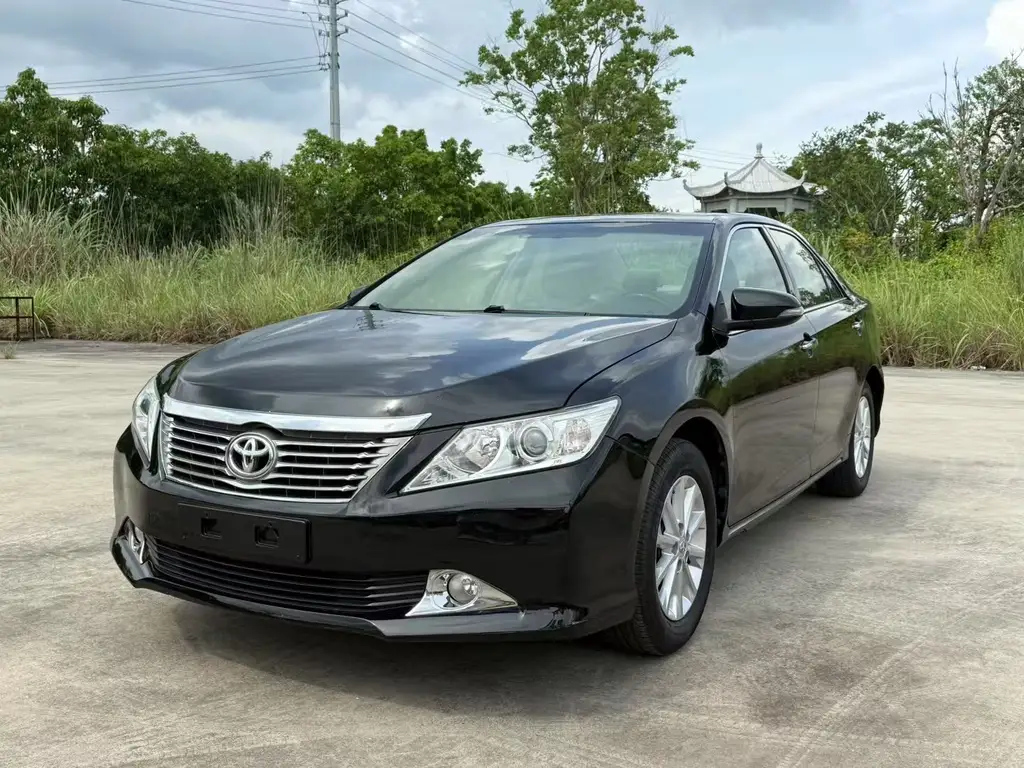 TOYOTA CAMRY 2013