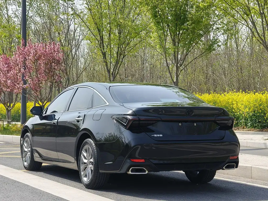 TOYOTA AVALON 2019