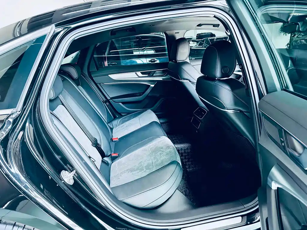 AUDI A6L 2023