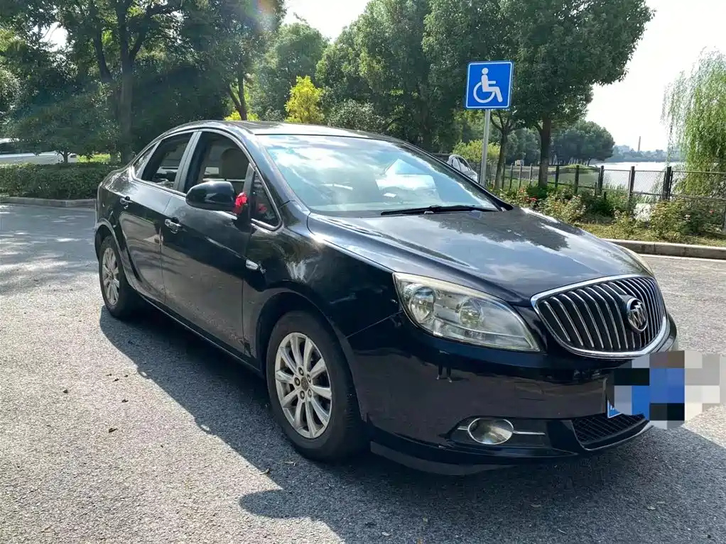BUICK EXCELLE 2011