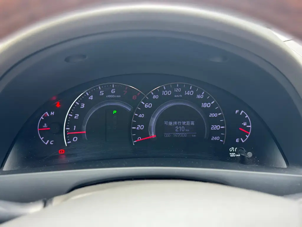 TOYOTA CAMRY 2011
