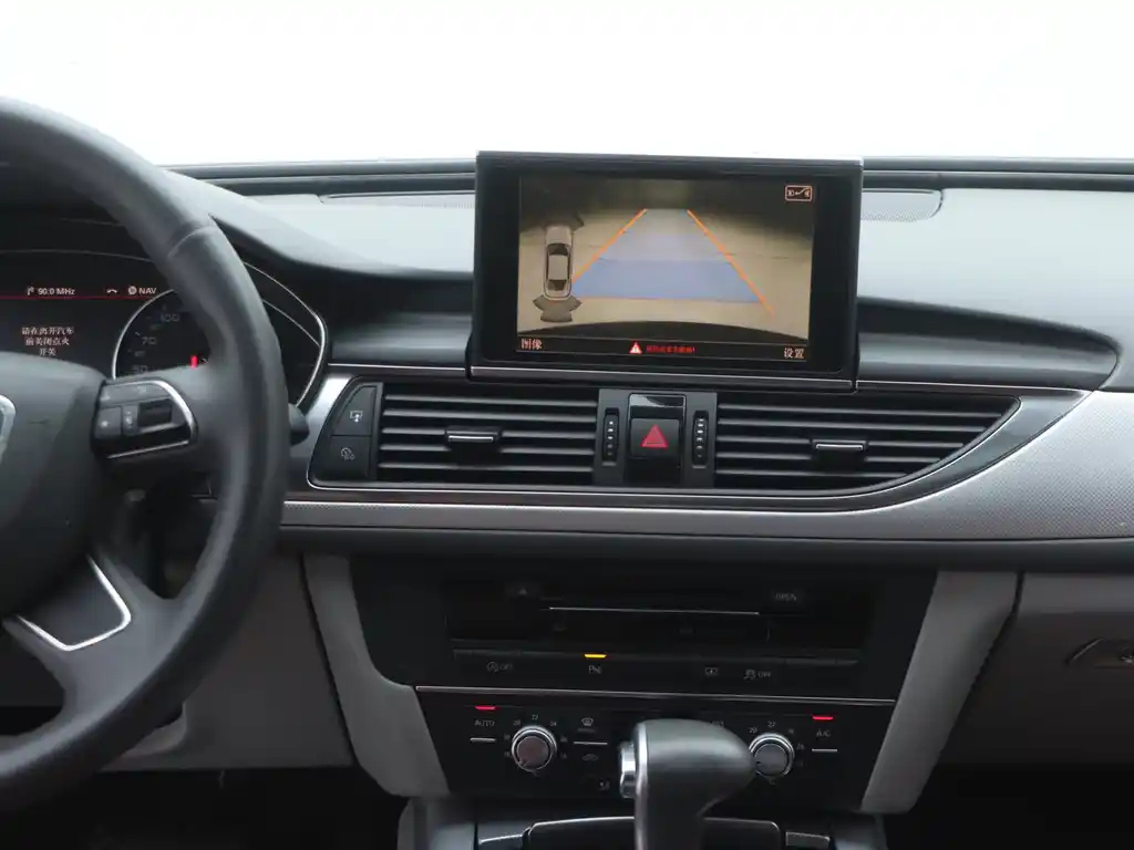 AUDI A6L 2014