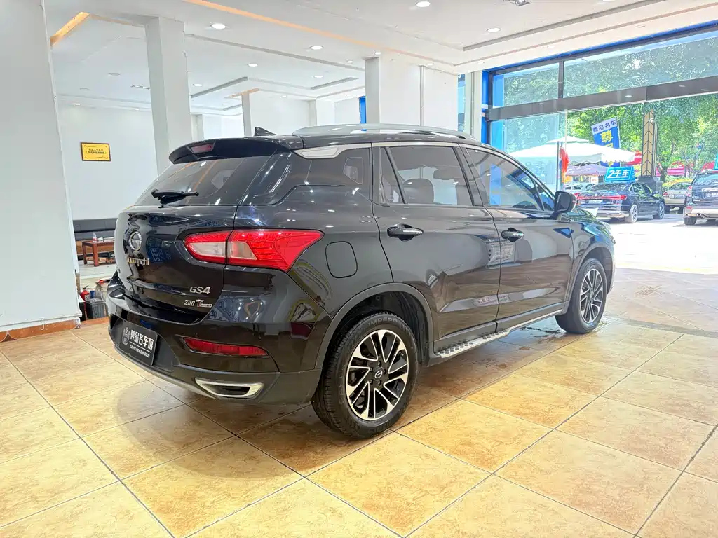 TRUMPCHI GS4 2015