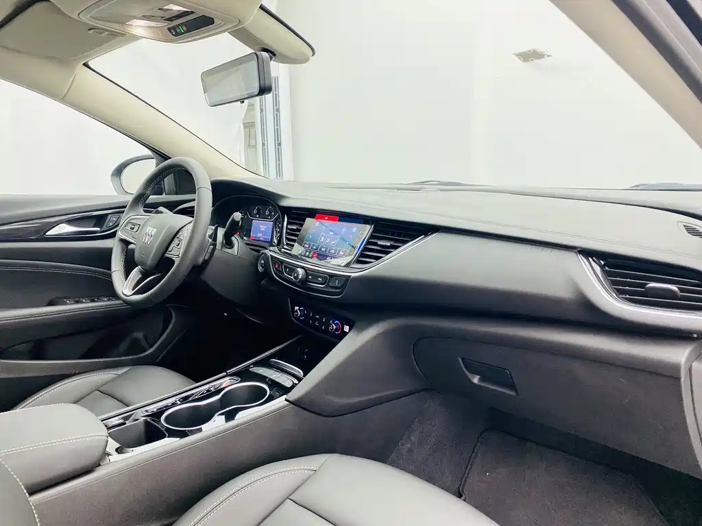 BUICK REGAL 2024