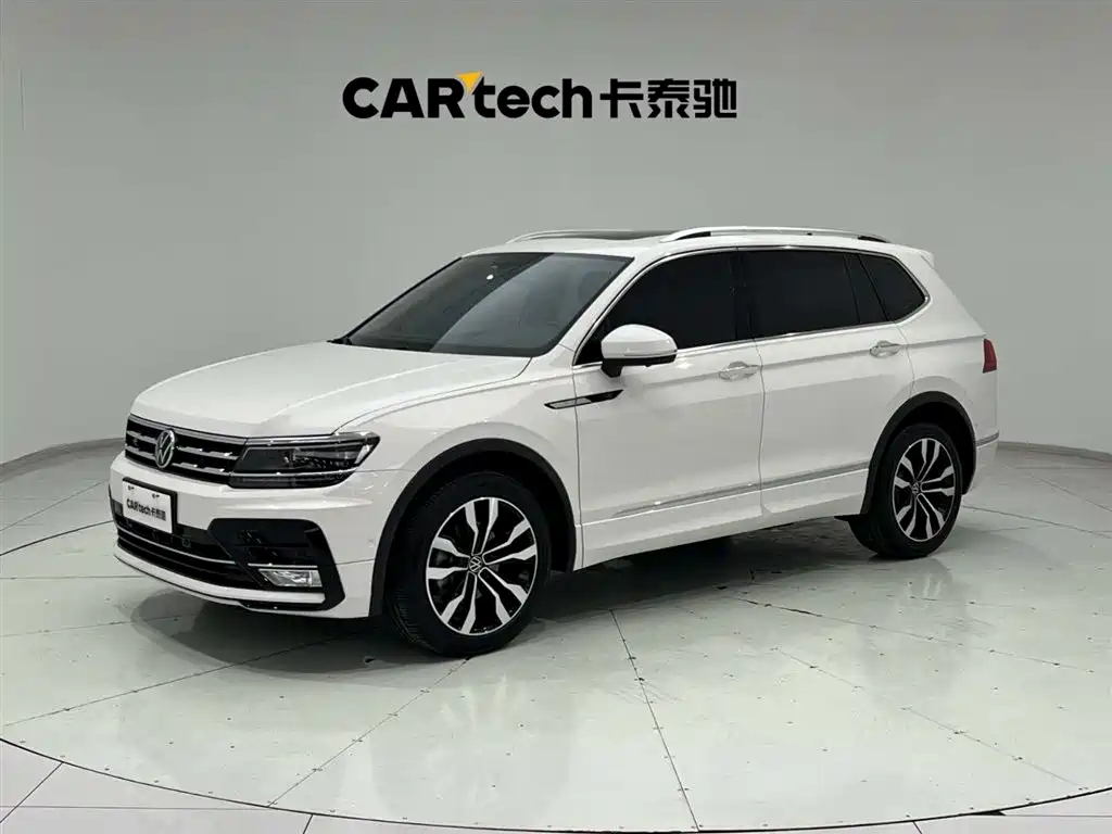 VOLKSWAGEN TIGUAN L 2021