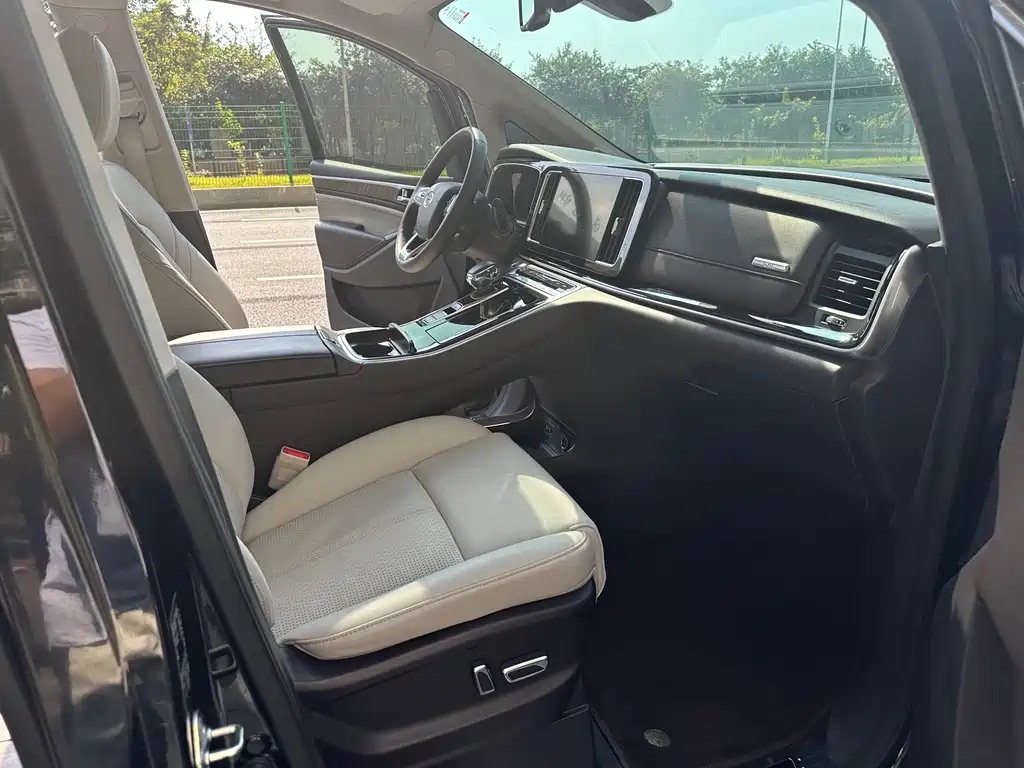 TRUMPCHI M8 2021
