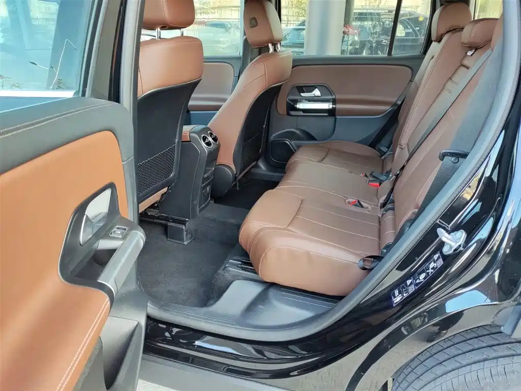 MERCEDES BENZ GLB 2022
