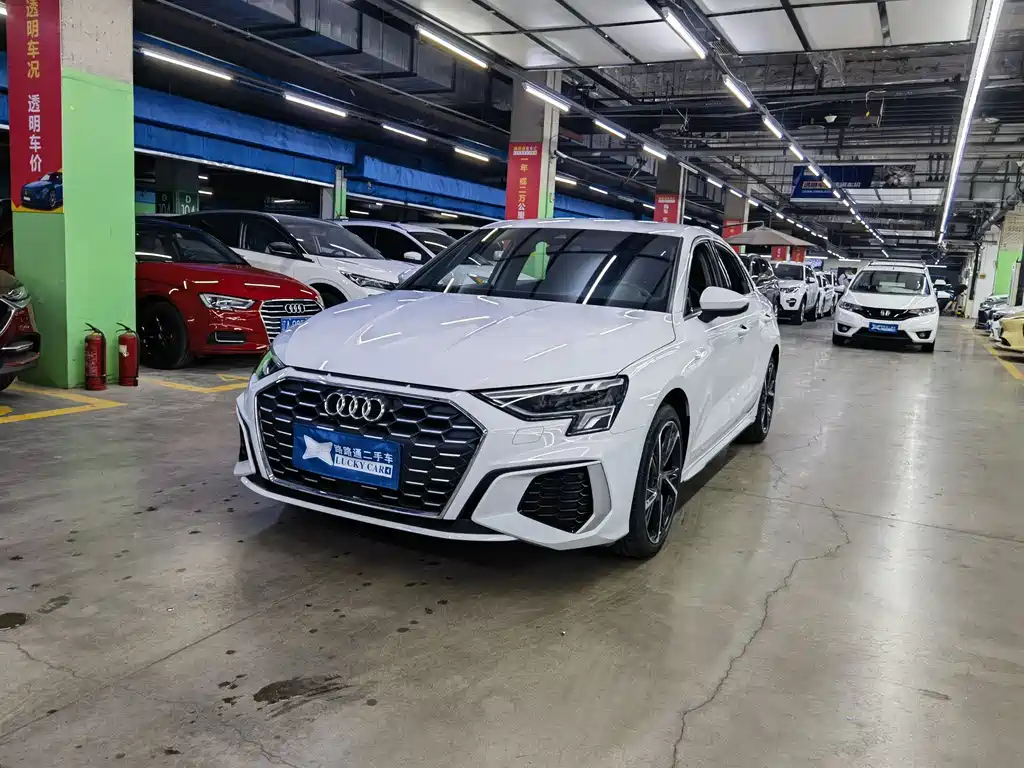 AUDI A3 2022