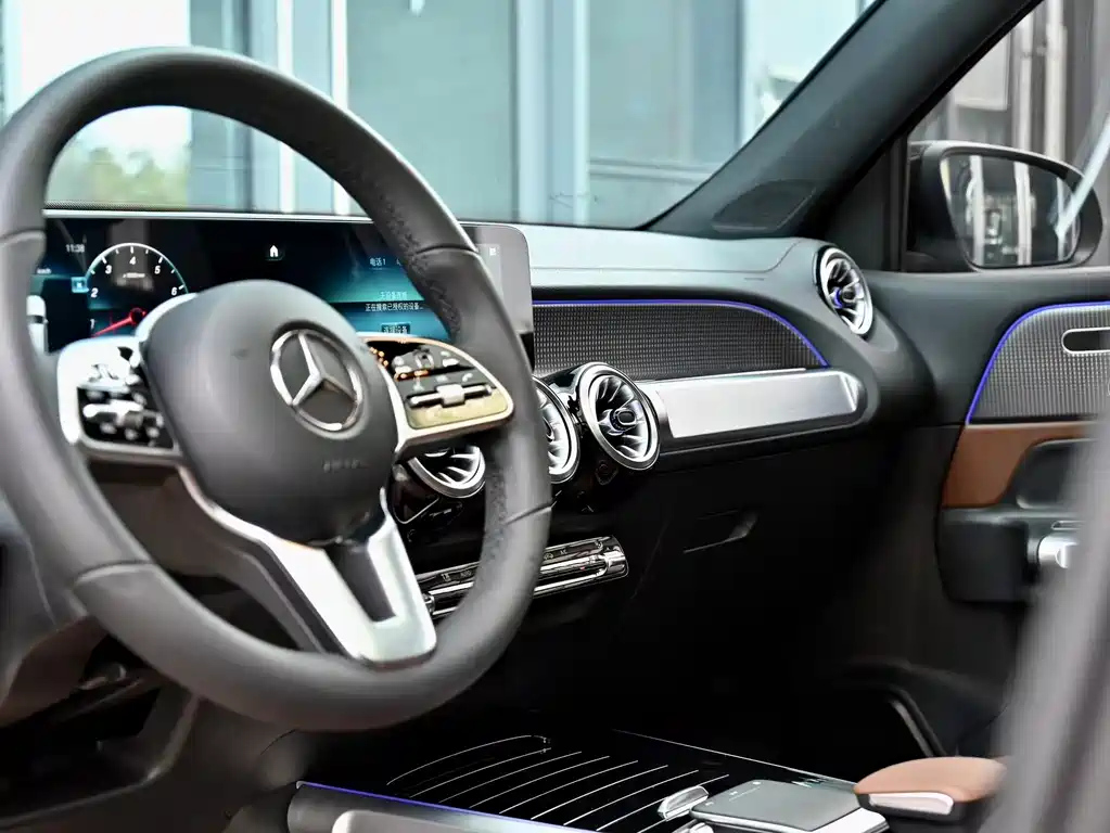 MERCEDES BENZ GLB 2022