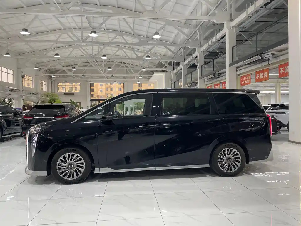 TRUMPCHI M8 2024