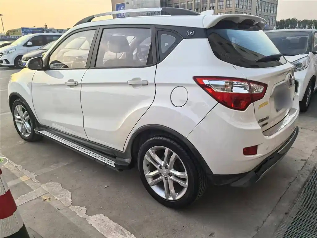 CHANGAN CS35 2016