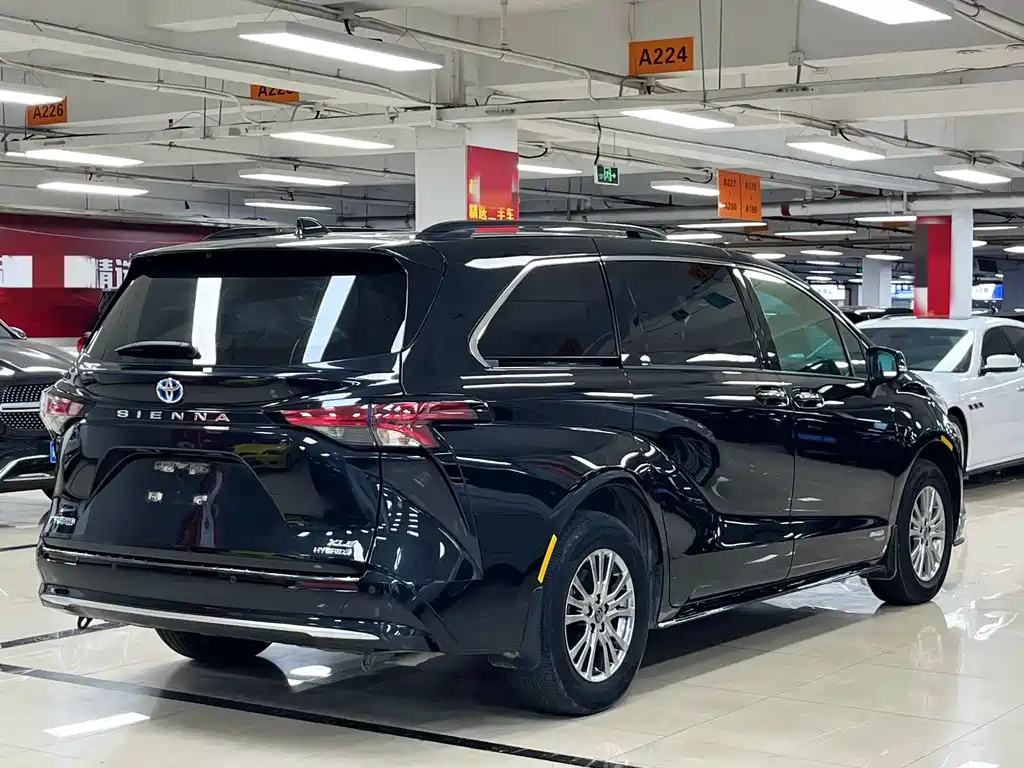 TOYOTA SIENNA SIENNA 2021