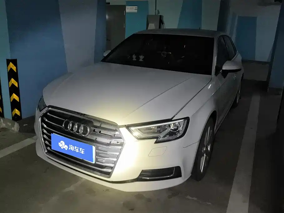 AUDI A3 2019