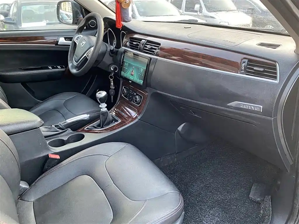 ZOTYE T600 2016