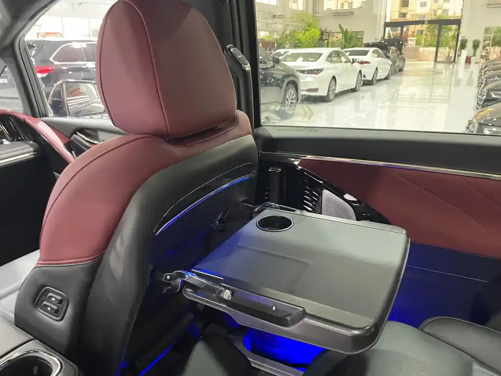 TRUMPCHI M8 2024