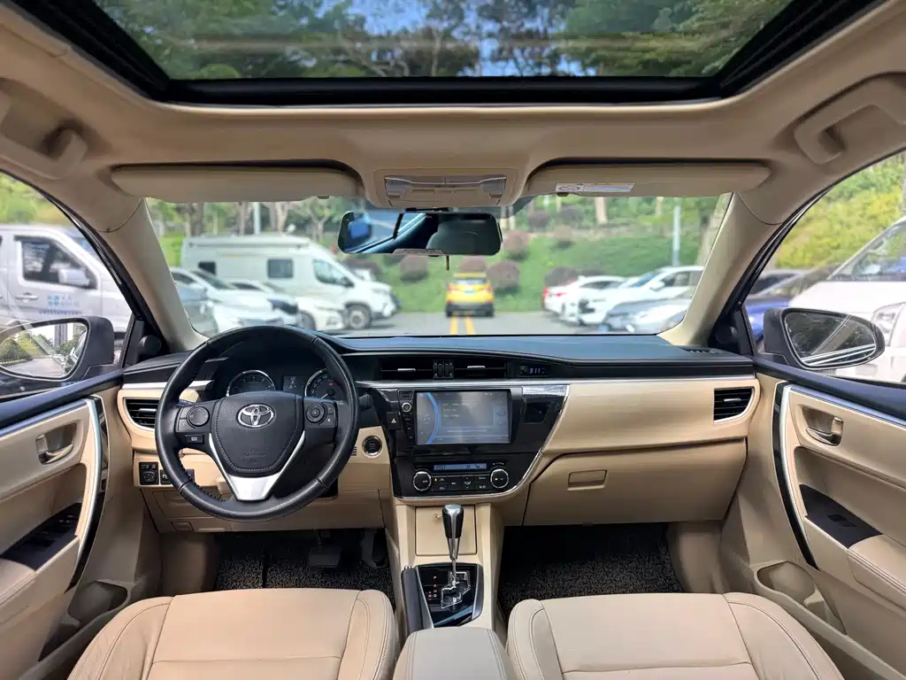 TOYOTA COROLLA 2014