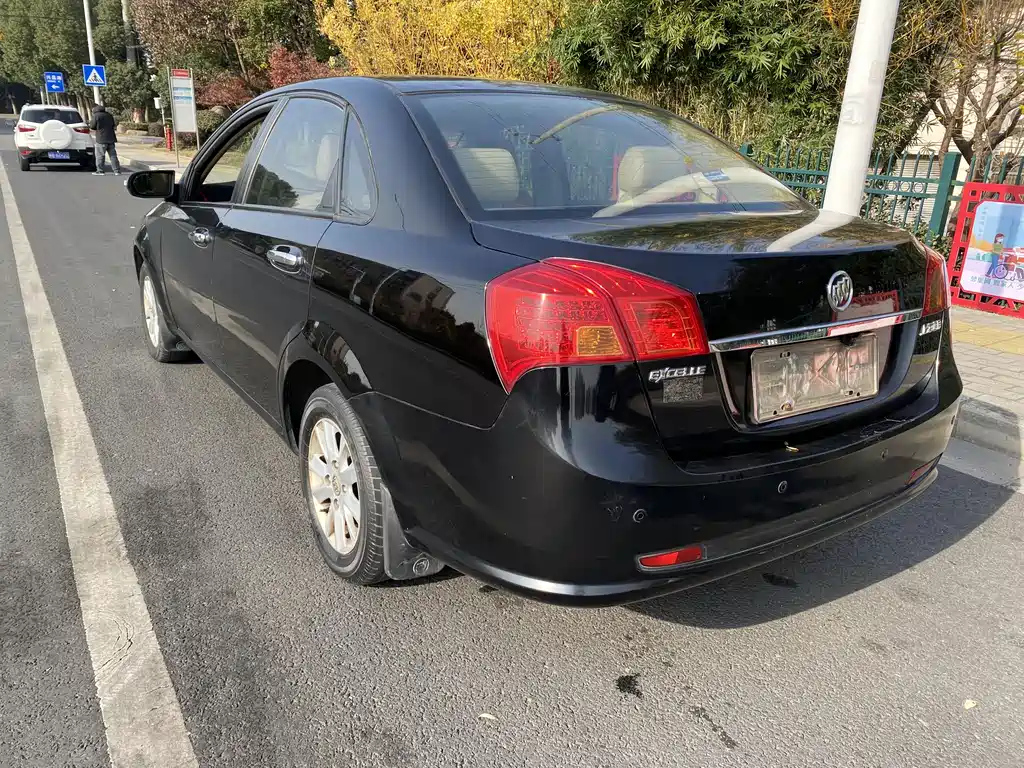 BUICK EXCELLE 2012