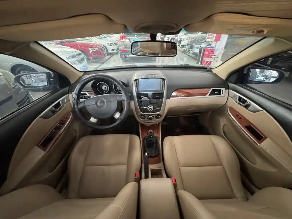 BUICK EXCELLE 2011