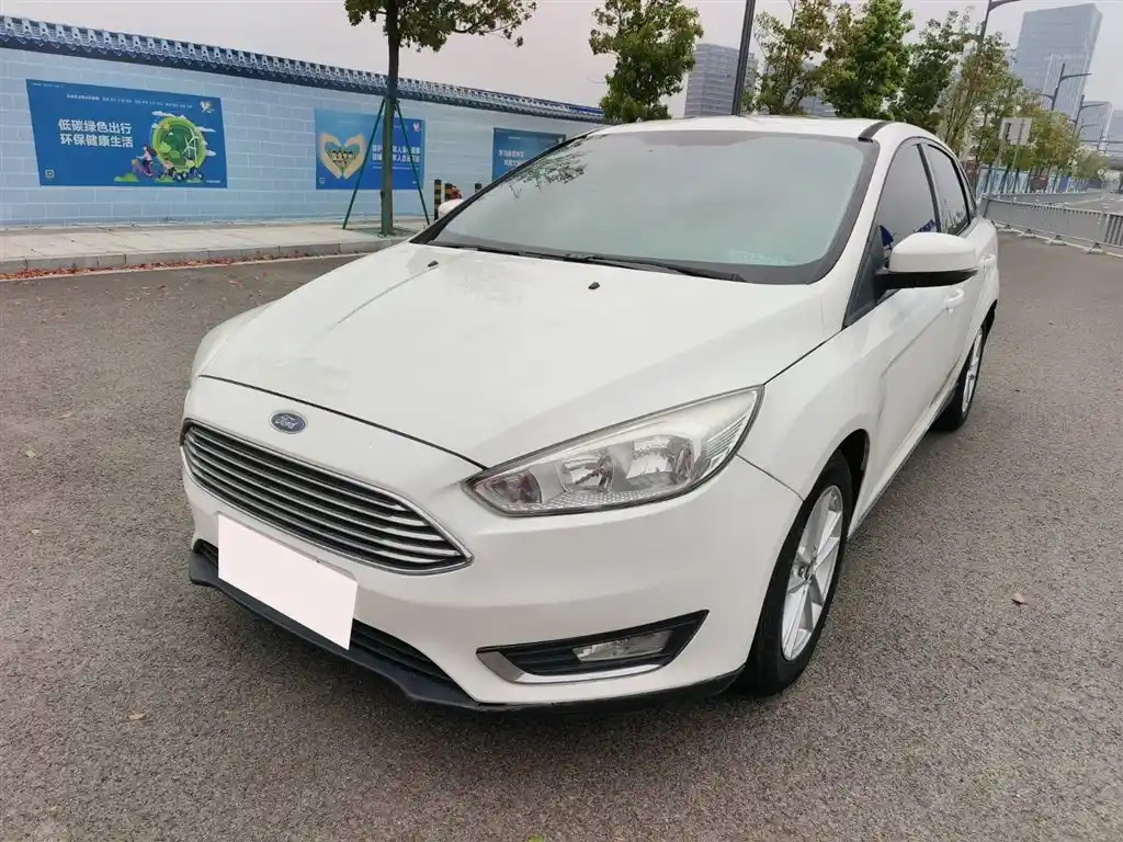 FORD FOCUS 2015
