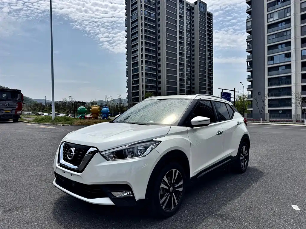 NISSAN OTHER 2017