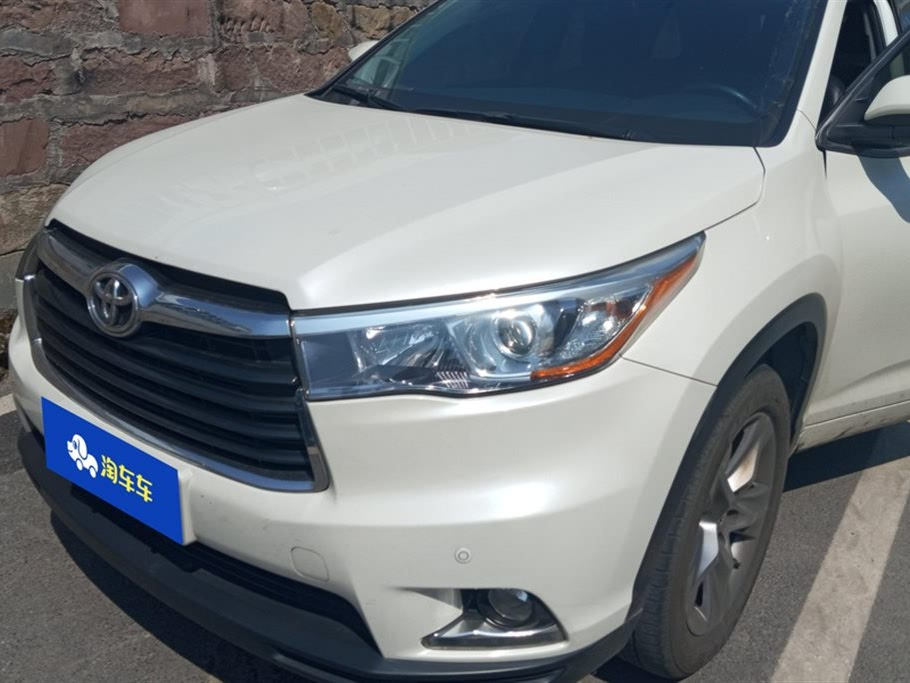 TOYOTA HIGHLANDER 2015