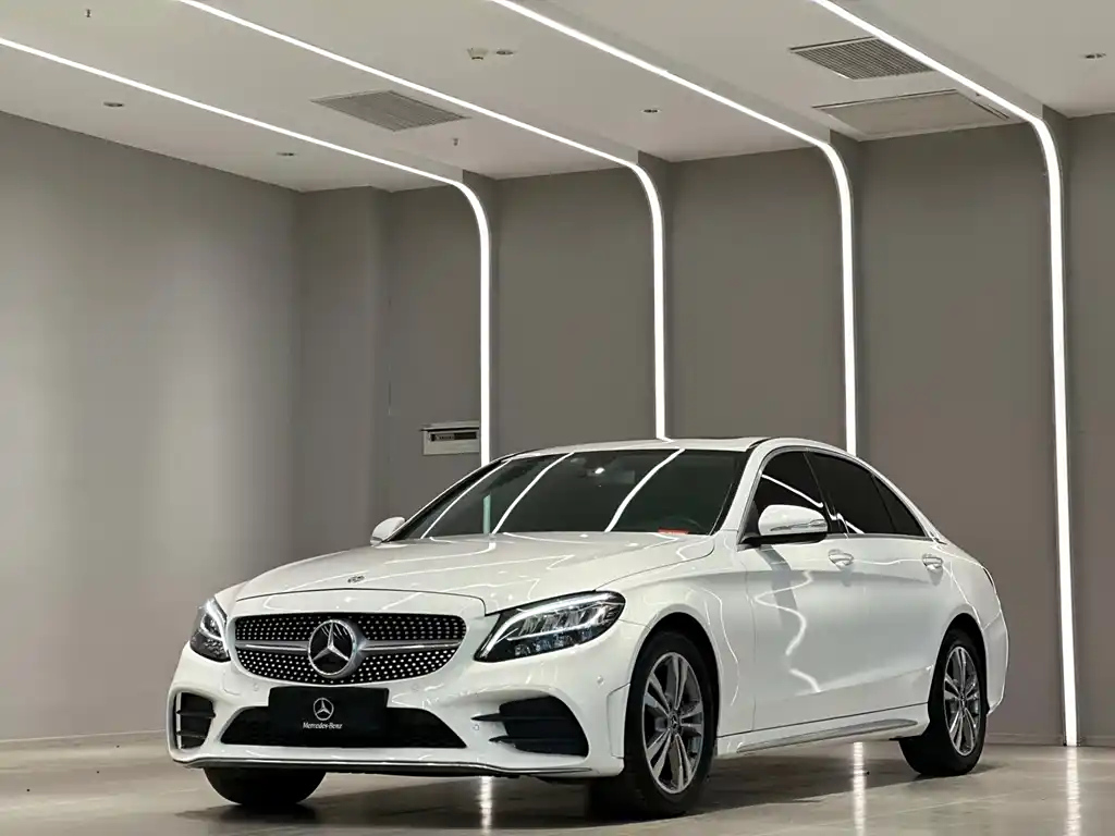 MERCEDES BENZ C-CLASS 2019