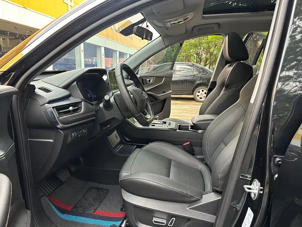 CHERY TIGGO 8 2021