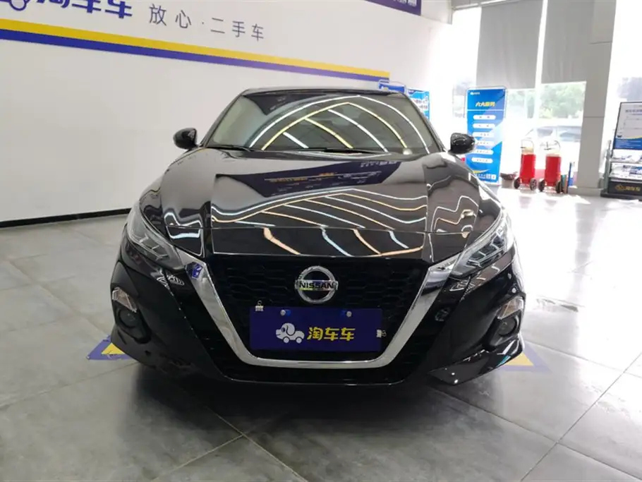 NISSAN TEANA 2021