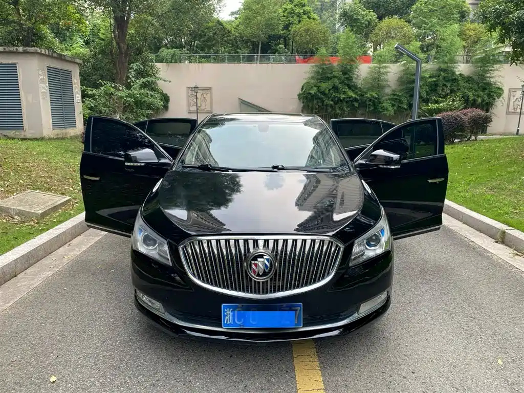 BUICK LACROSSE 2013