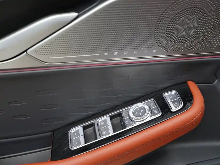 LINCOLN Z 2022