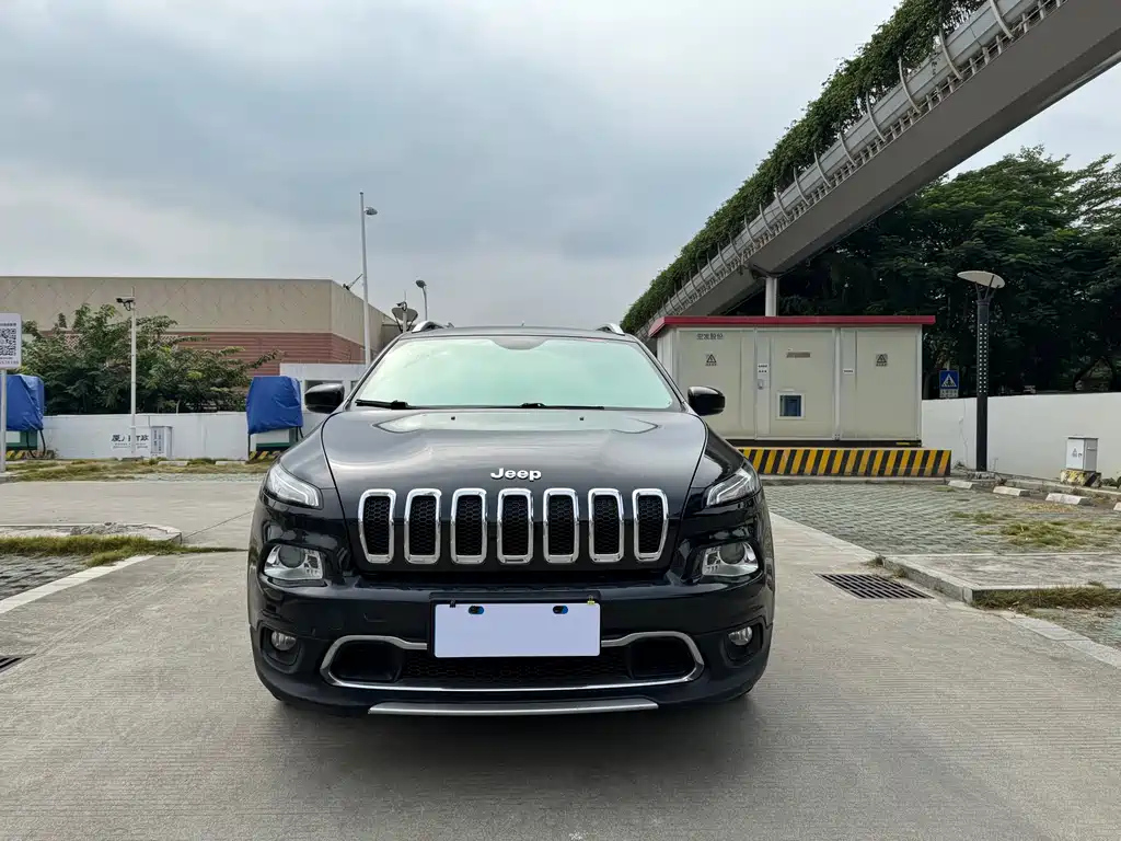 JEEP CHEROKEE 2019