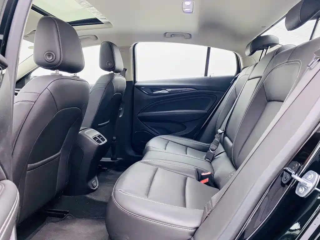 BUICK REGAL 2024
