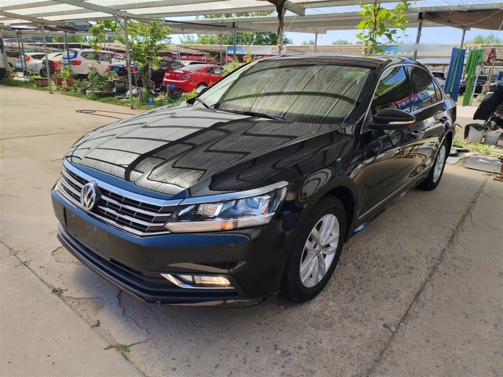 VOLKSWAGEN PASSAT 2015