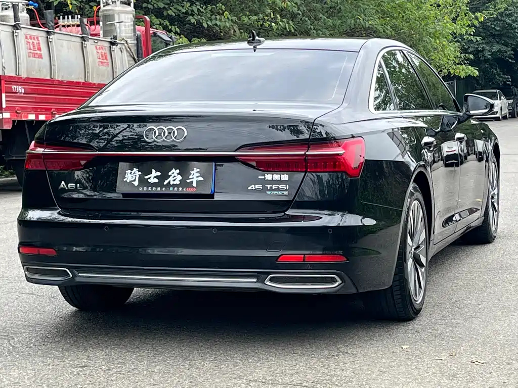 AUDI A6L 2019