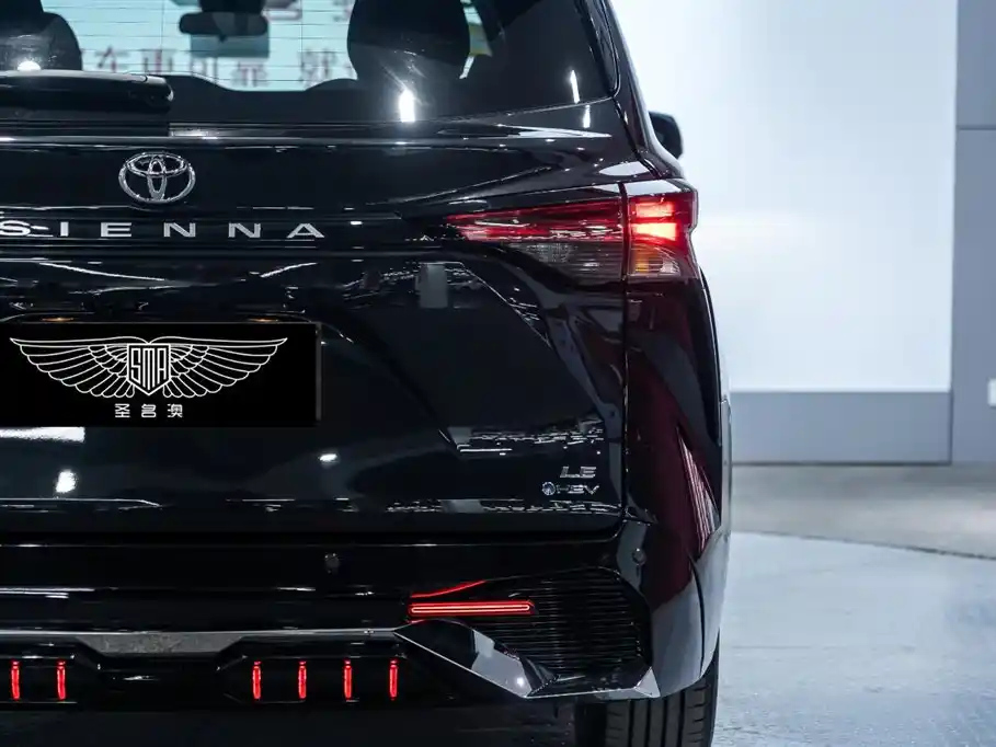 TOYOTA SIENNA SIENNA 2024