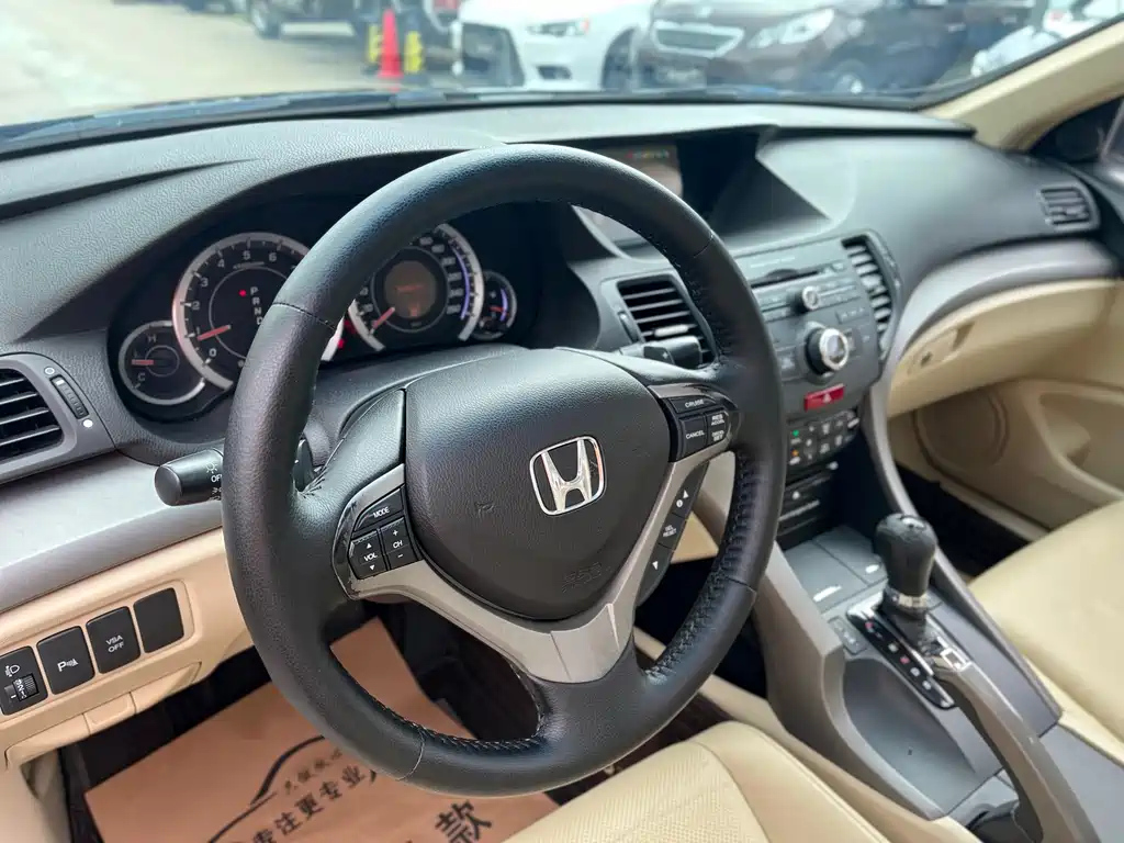 HONDA SI PLATINUM 2012