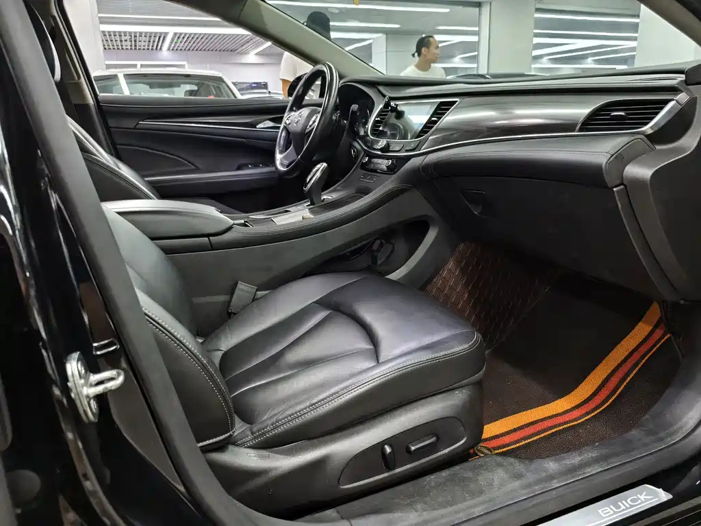 BUICK LACROSSE 2020