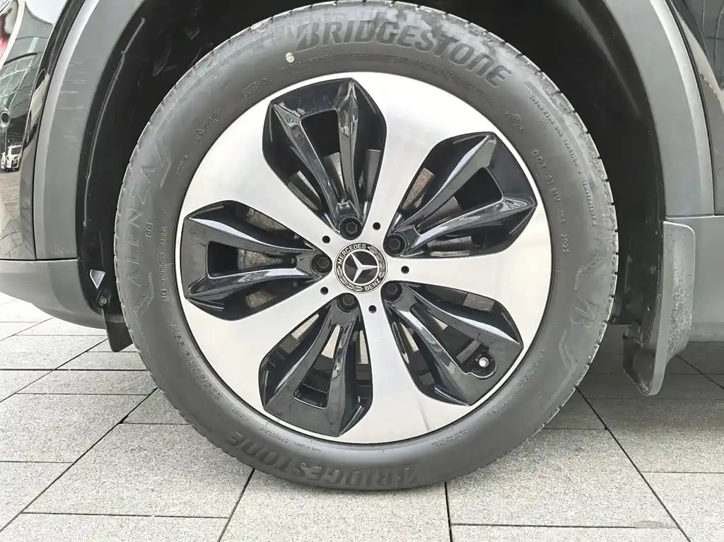 MERCEDES BENZ GLB 2022