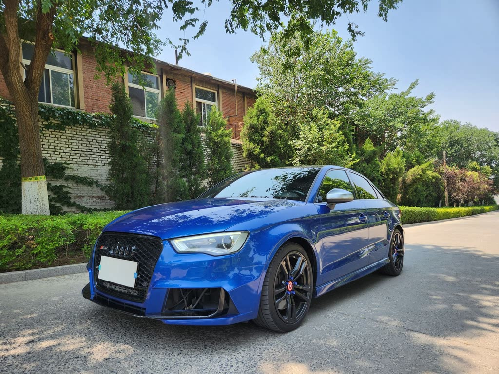 AUDI S3 2015