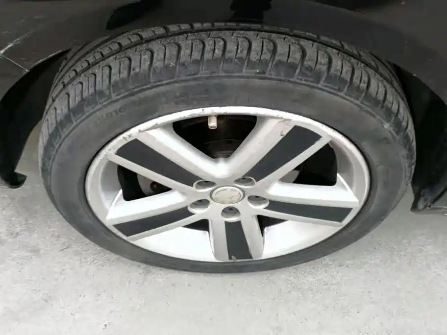 VOLKSWAGEN POLO 2009