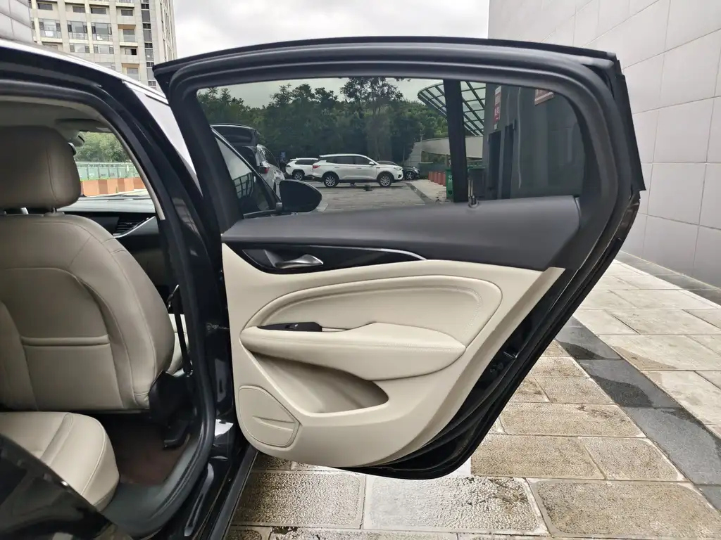 BUICK REGAL 2021