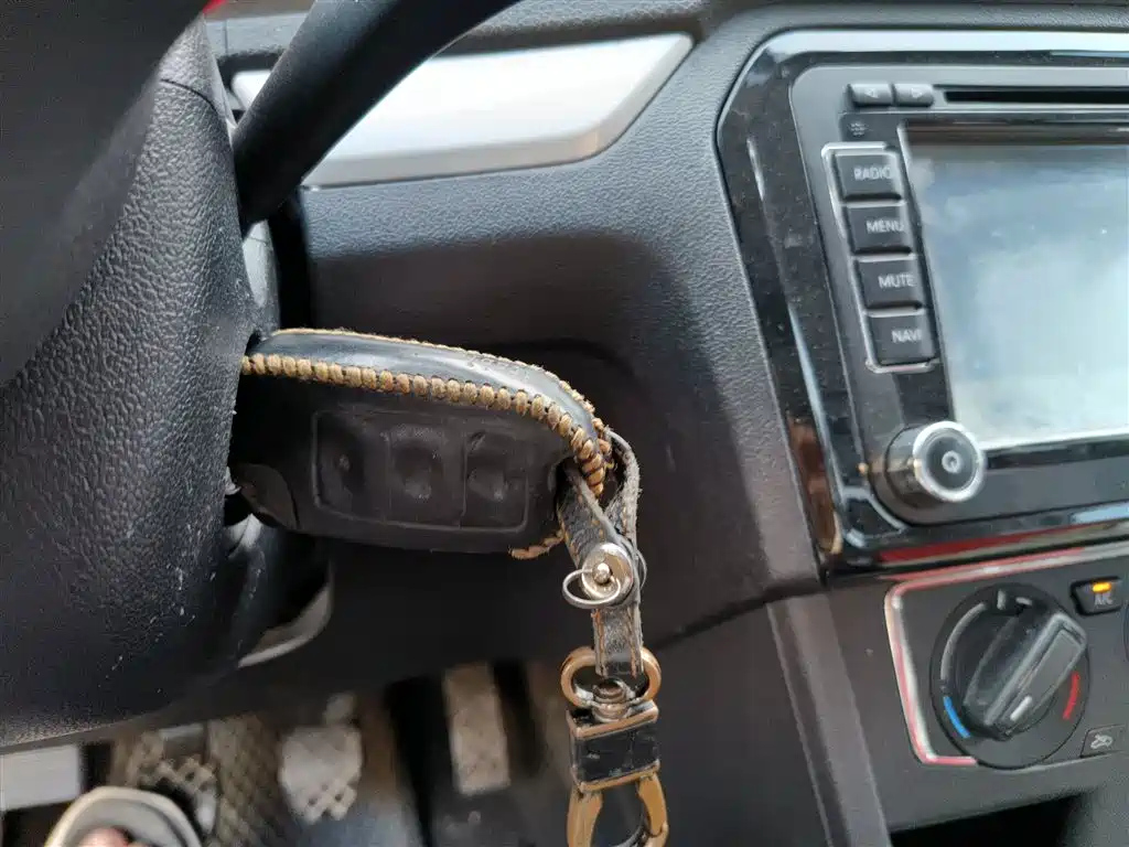 VOLKSWAGEN JETTA 2015