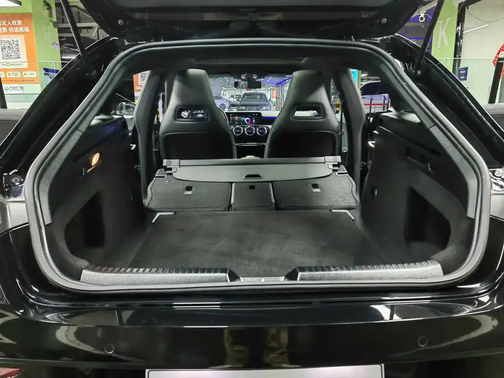 MERCEDES BENZ CLA 2023