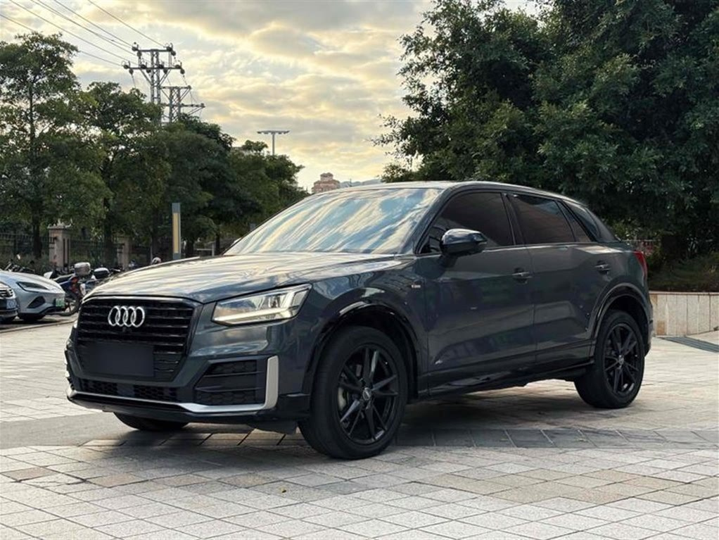 AUDI Q2L 2020